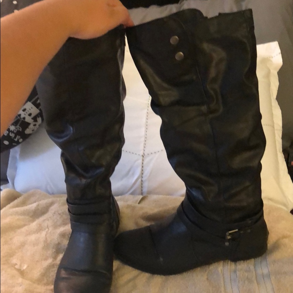 fergie boots